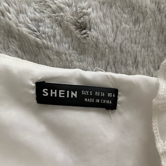 Beautiful white blouse! - Picture 4 of 10